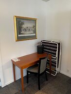 City Hotel Nattergalen Apartments