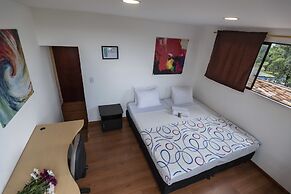 Poblado Guest House