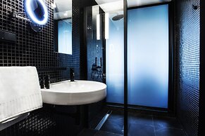 The Loft Hotel - Adults Only