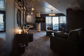 The Loft Hotel - Adults Only