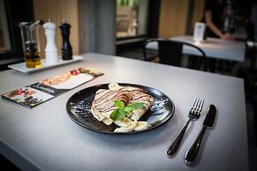 The Loft Hotel - Adults Only