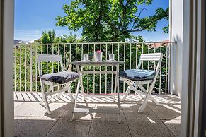 FriendHouse - Sobieski Residence