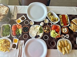 The Yücedağ Hotel