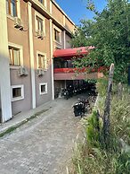 The Yücedağ Hotel