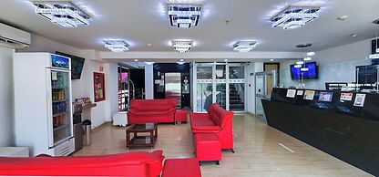 Hotel BE Suites Cali