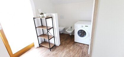 Domovoj Apartments and Rooms