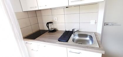 Domovoj Apartments and Rooms