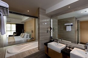 Best Western Plus Metro Clark