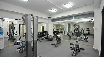 Oasis 12 by Realty Group