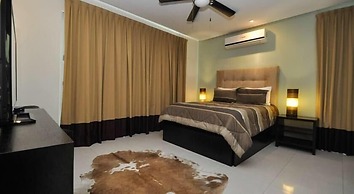 Oasis 12 by Realty Group