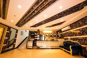 Jing Pin Century Hotel