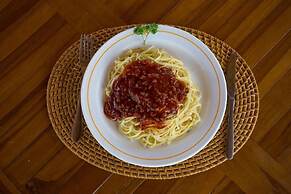 Rijet Villa Beach & Restaurant