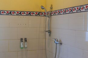 Rijet Villa Beach & Restaurant