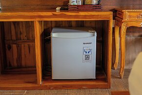 Rijet Villa Beach & Restaurant