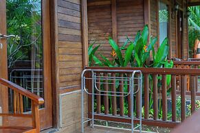 Rijet Villa Beach & Restaurant