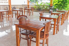 Rijet Villa Beach & Restaurant