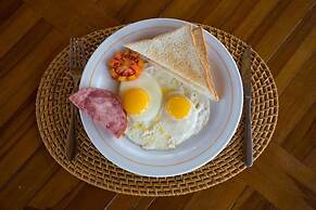 Rijet Villa Beach & Restaurant