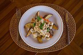 Rijet Villa Beach & Restaurant