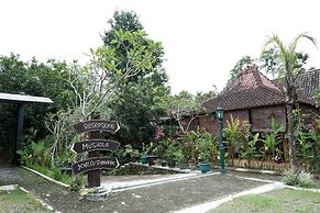 Collection O 550 Kebon Krapyak Cottage Syariah