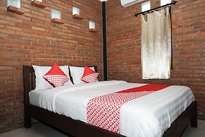 Collection O 550 Kebon Krapyak Cottage Syariah