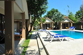 Light Khaolak Resort