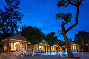 Light Khaolak Resort