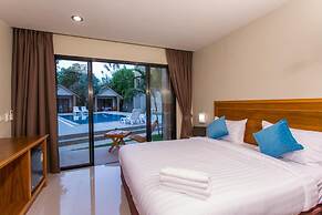 Light Khaolak Resort