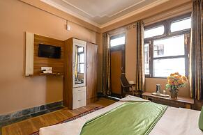 Hotel Varuni Mcleodganj
