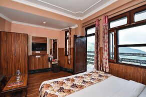 Hotel Varuni Mcleodganj