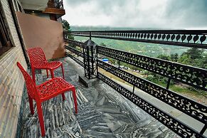 Hotel Varuni Mcleodganj