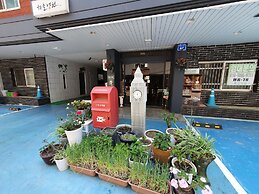 Daejeon Guesthouse Sky Garden - Hostel