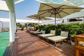 Bellavita Service Apartment