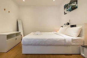 Bellavita Service Apartment