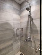 Bellavita Service Apartment