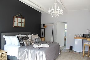 Salt Boutique Guest House - Adults Only