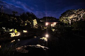 Churaya -Yaedake with Japanese Garden-