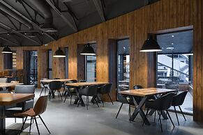 Campus Community A-Hotel