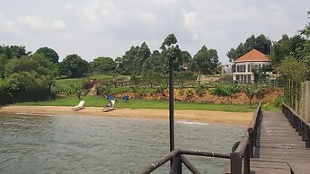 Kaazi LakeFront Villas