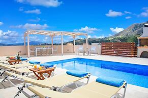 Villa di Giorgio Heated Pool