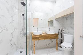 Alfama Tale 4 Bedroom Apartment wtih River View, by LU Holidays