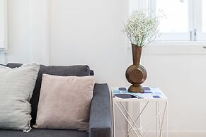 Alfama Tale 4 Bedroom Apartment wtih River View, by LU Holidays