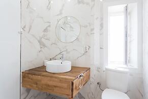 Alfama Tale 4 Bedroom Apartment wtih River View, by LU Holidays