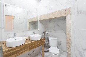 Alfama Tale 4 Bedroom Apartment wtih River View, by LU Holidays