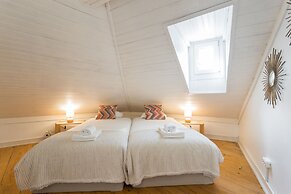 Alfama Tale 4 Bedroom Apartment wtih River View, by LU Holidays