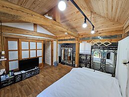 Jeonju Hanok Demisaem 1937