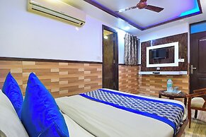 Glow inn hostel