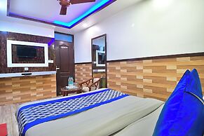 Glow inn hostel