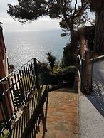 Lovely Apartment on the Ligurian Sea