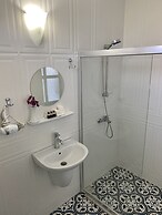 Alasonya Otel Alacati by Lamira