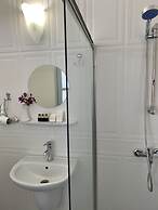 Alasonya Otel Alacati by Lamira